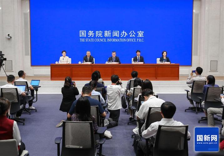 答:具体会有哪些新的车辆可供选择,可能要等到 Gamescom 上正式公布新游戏模式时才会知晓,开发者会根据新的游戏模式和玩法,引入一些与之相匹配的特色车辆,可能包括一些稀有或者经典的车型,以增加游戏的趣味性和挑战性。