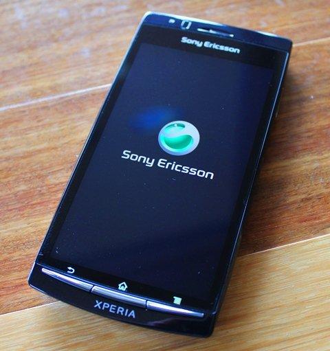 索爱LT15i的屏幕搭载了索尼Mobile BRAVIA Engine图像处理引擎和No air-gap无缝隙屏显科技两大独特技术,前者能够显著提升图像的清晰度和色彩还原度,后者则减少了屏幕与触控层之间的空气间隙,提升了触控的灵敏度和准确性,这两项技术的结合,使得索爱LT15i的屏幕在显示效果和触控体验上都达到了当时的顶尖水平。