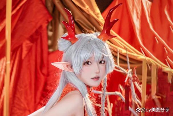 在欣赏这些精彩的 Cos 作品的同时，我们也应该看到背后 Coser 们的付出和努力，他们为了自己的爱好，不断钻研、学习和实践，用自己的双手创造出一个个令人惊叹的角色形象，他们是一群充满激情和创造力的人，值得我们的尊重和赞美。