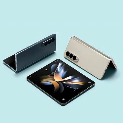 回答:三星Galaxy Z Fold4的报价因配置和促销活动而异,但大致在人民币13,999元起,具体价格还需根据购买时的市场情况和促销活动来确定。