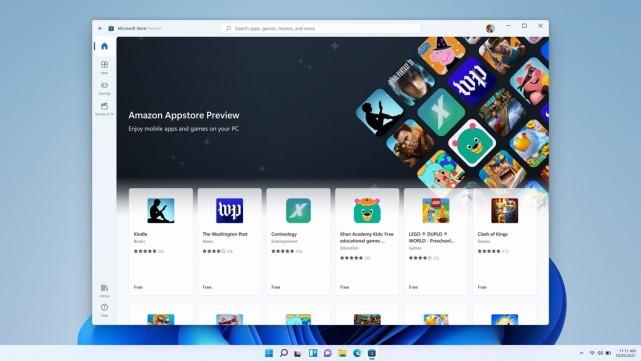 答：Google Play Store通过Google Play Protect服务对所有上架的应用进行安全扫描，以防止恶意软件和病毒，用户也可以查阅应用的评分、评论以及开发者信息，来判断应用的安全性和可靠性。