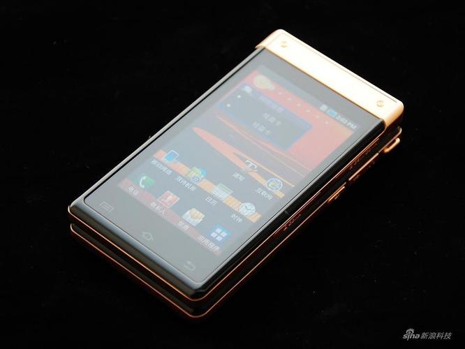 三星W899的正品报价定为9188元,主要基于其独特的产品定位和成本考量,作为一款面向高端商务市场的手机,三星W899在外观设计、性能配置、安全防护以及专属服务等方面都进行了精心的打造和投入,这些高品质的元素共同构成了三星W899的独特价值,也决定了其相对较高的售价,9188元这一数字也寓意着“就要发发”,寓意着使用这款手机能够带来好运和财富,进一步满足了商务人士对于吉祥寓意的追求。